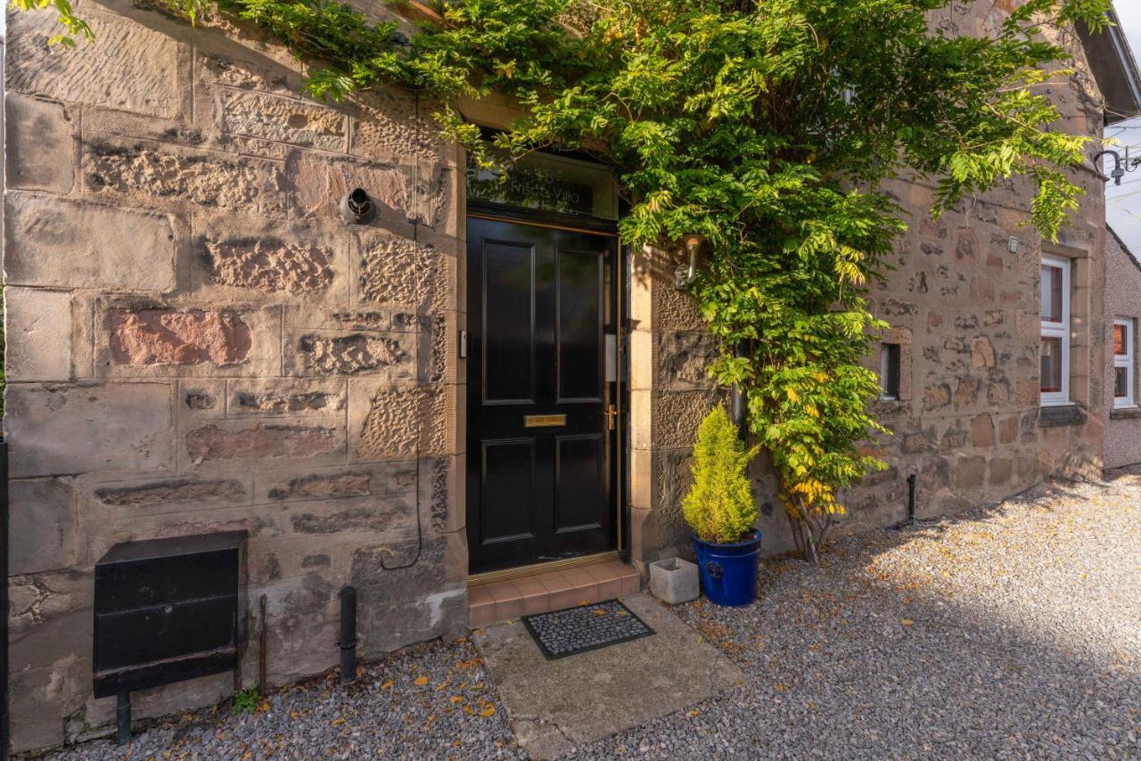 Luxury Inverness Central Apartment Private Parking Eksteriør billede